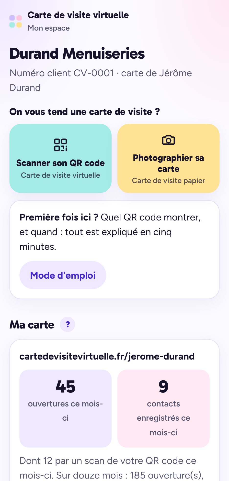 Espace client : boutons pour scanner le QR code d'une carte de visite virtuelle ou photographier une carte papier